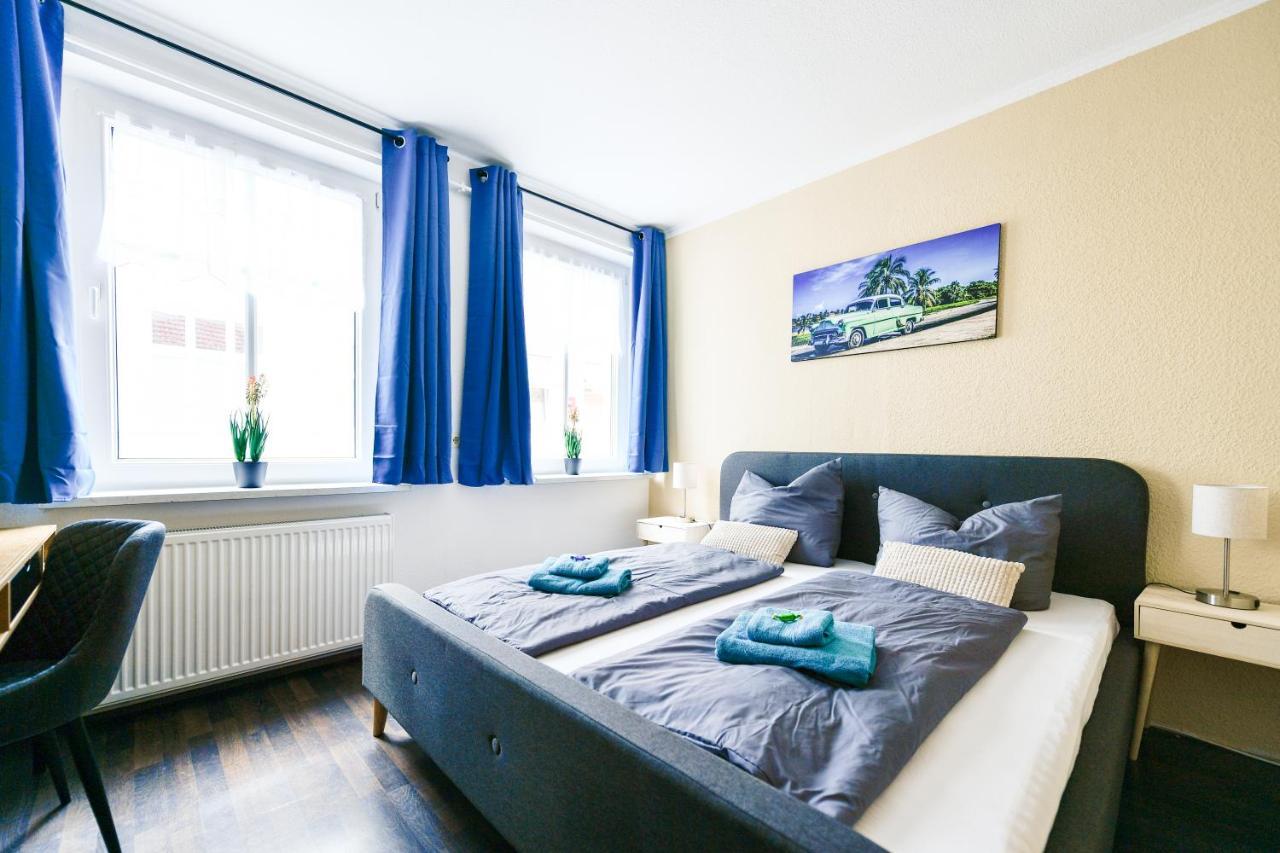 Fuerst-Pueckler-Apartment_Bis 6 Personen_Waschmaschine_Kueche_2X Parkplaetze_Terrasse_Netflix Cottbus Ngoại thất bức ảnh